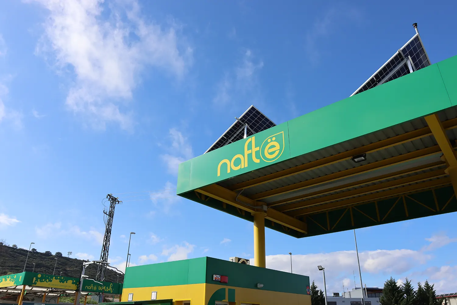 E.S. Naftë Circunde Tarjetas Naftë
